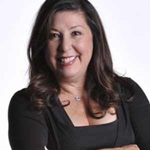 Claudia Puig